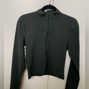 NWT Aritzia Limit Zipup